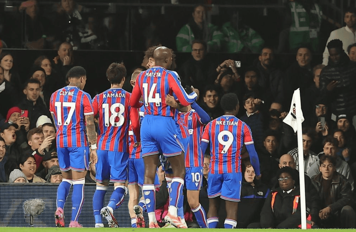 英超争四格局大乱，大黑马杀入欧冠区，超越切尔西，甩开曼联